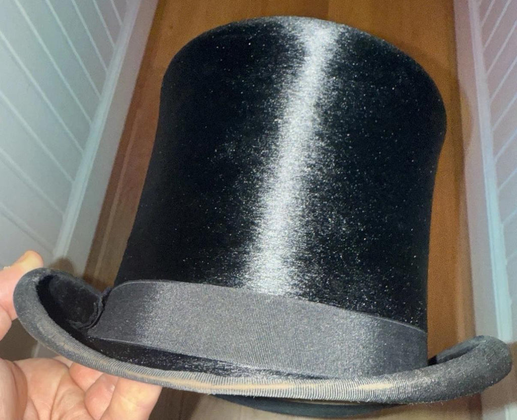 Antique Christy's Silk Top Hat - Size 56.5cm